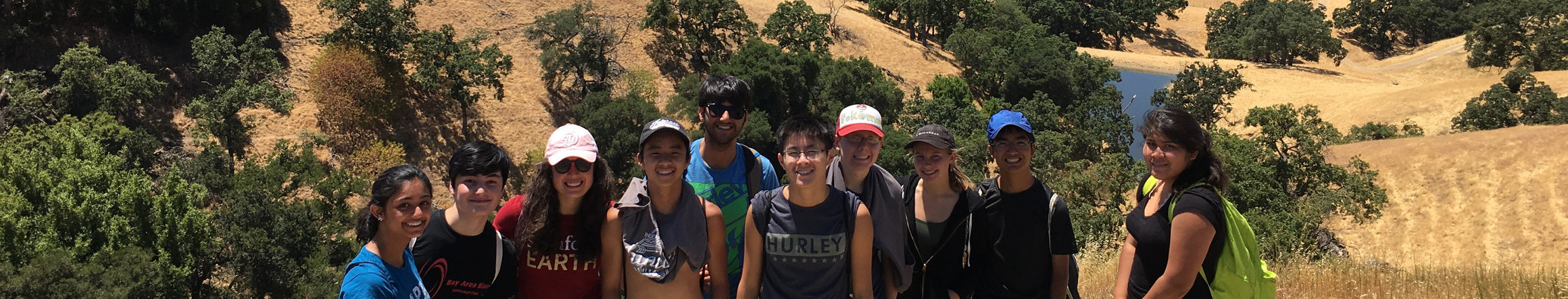 Students group photo on field trip