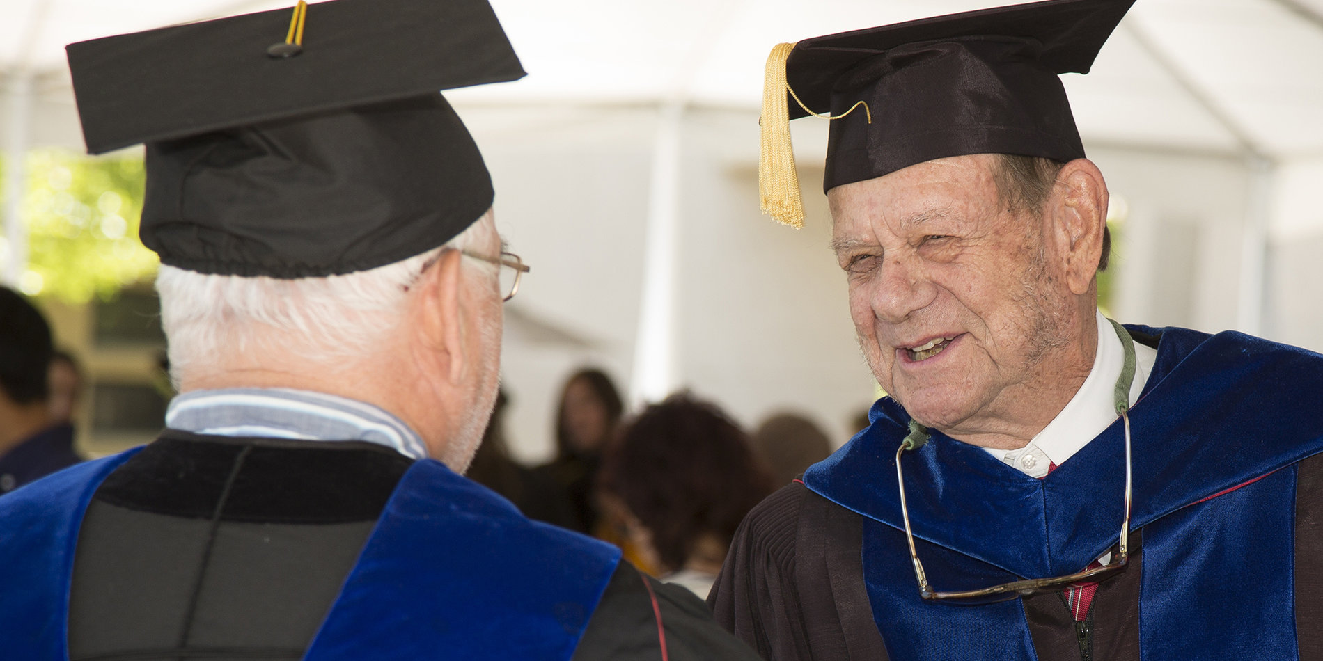 Bill Dickinson greeting Jon Claerbout