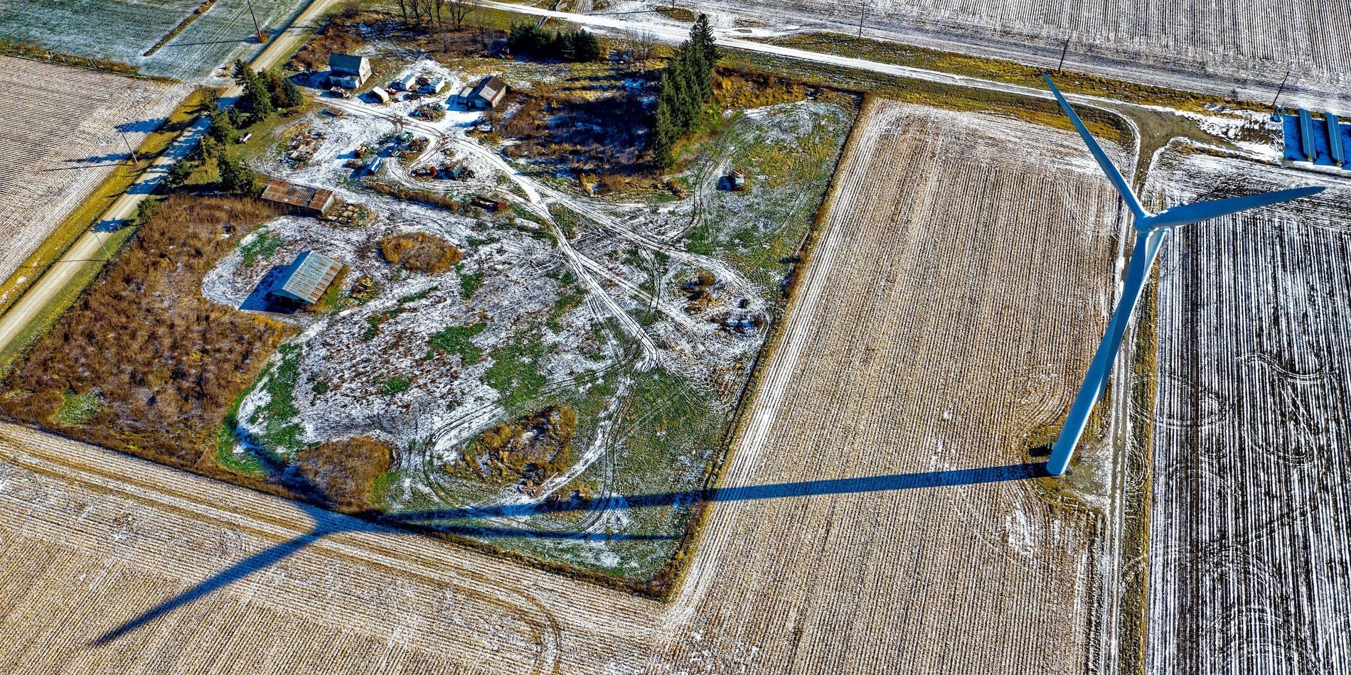 Wind turbine and shadow