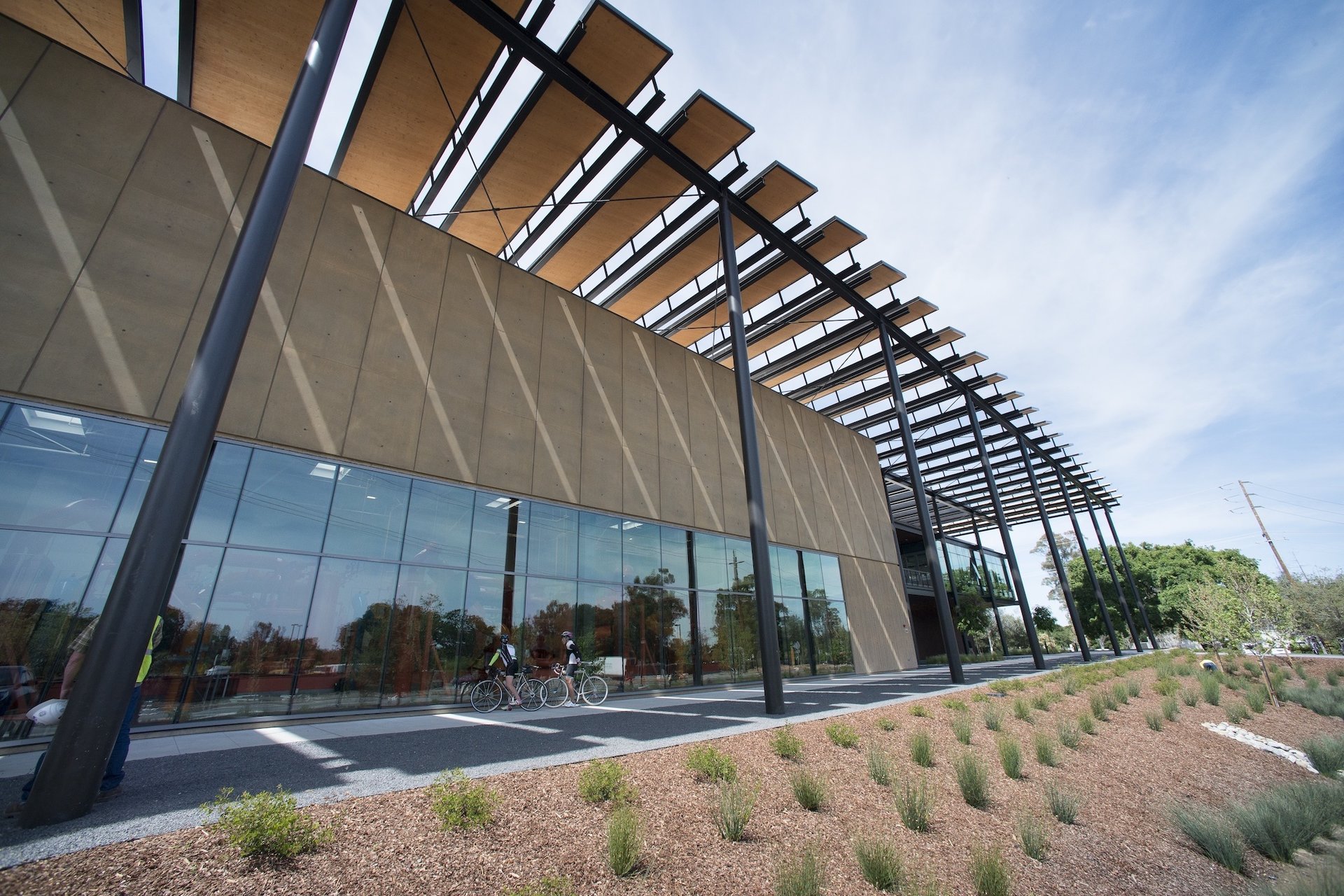 SESI energy facility on Stanford's campus