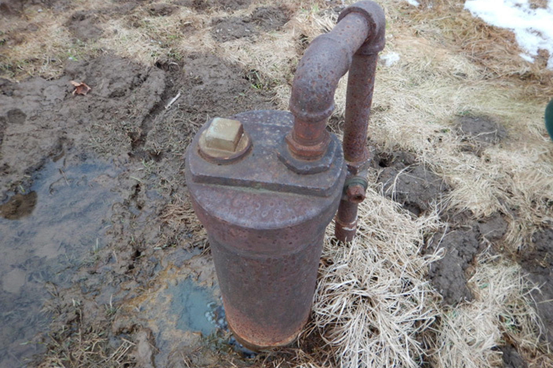 Abandoned natural gas well