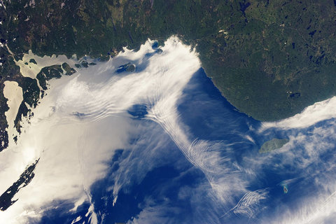 Cloud bands over Lake Superior
